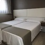 La De Roces *