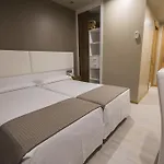 La De Roces