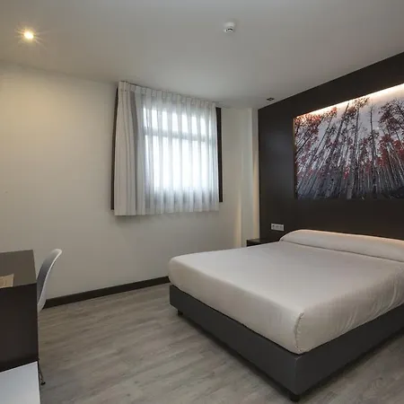 La De Roces Hotel